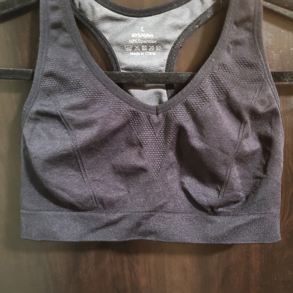 Women's Sports Bra